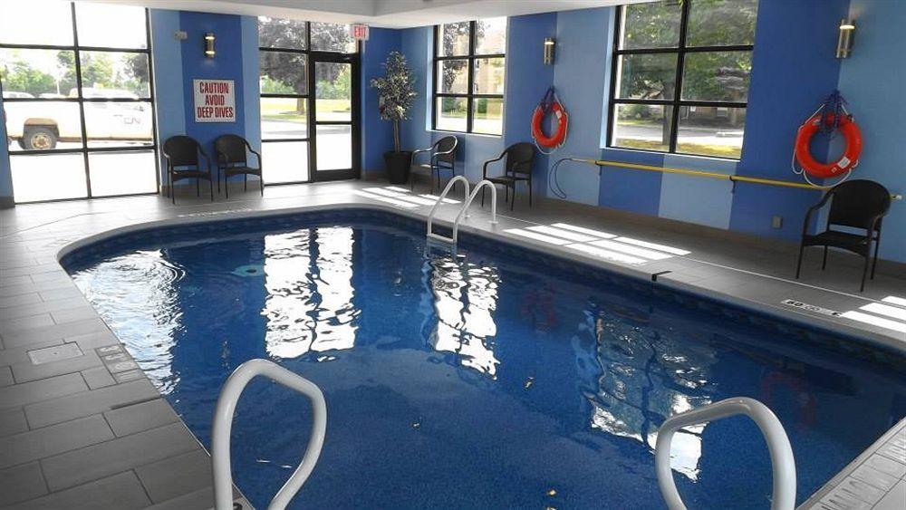 Comfort Inn Brockville Eksteriør billede