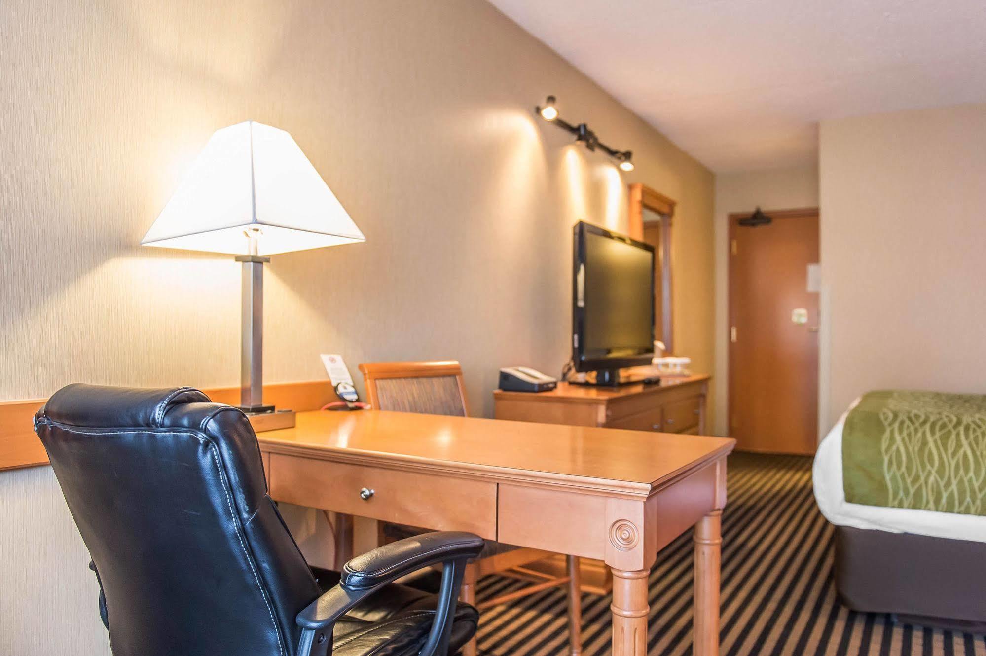 Comfort Inn Brockville Eksteriør billede